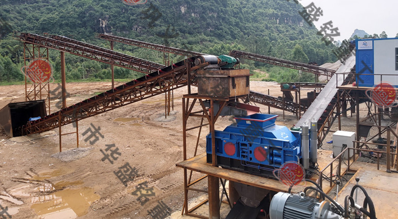 時產150噸花崗巖制砂機現(xiàn)場
